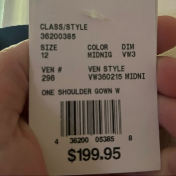 Vera wang one shoulder dress with satin sash. - Picture 7 of 7